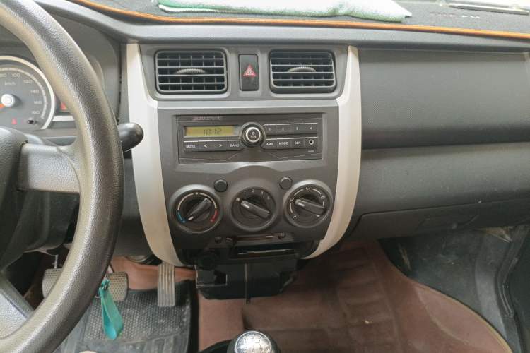 Used CHANGAN KAICHENG Star 3 2015 1.0L Value Edition Non-Air-Conditioned C10 Audio And AC Panel
