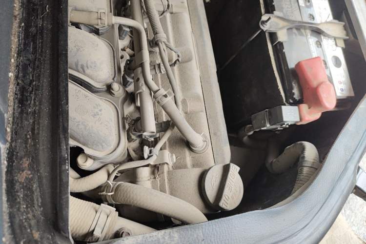 Used CHANGAN KAICHENG Star 3 2015 1.2L Base Model Non-Air-Conditioned EA12V Engine Bay Left
