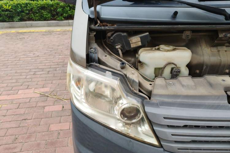 Used CHANGAN KAICHENG Star 3 2015 1.2L Base Model Non-Air-Conditioned EA12V Engine Bay Right