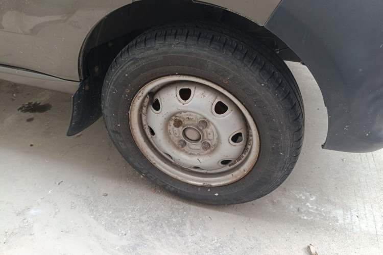 Used CHANGAN KAICHENG Star 3 2015 1.0L Value Edition Non-Air-Conditioned C10 Right Front Wheel Hub