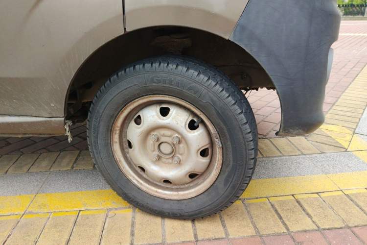 Used CHANGAN KAICHENG Star 3 2015 1.2L Base Model Non-Air-Conditioned EA12V Right Front Wheel Hub