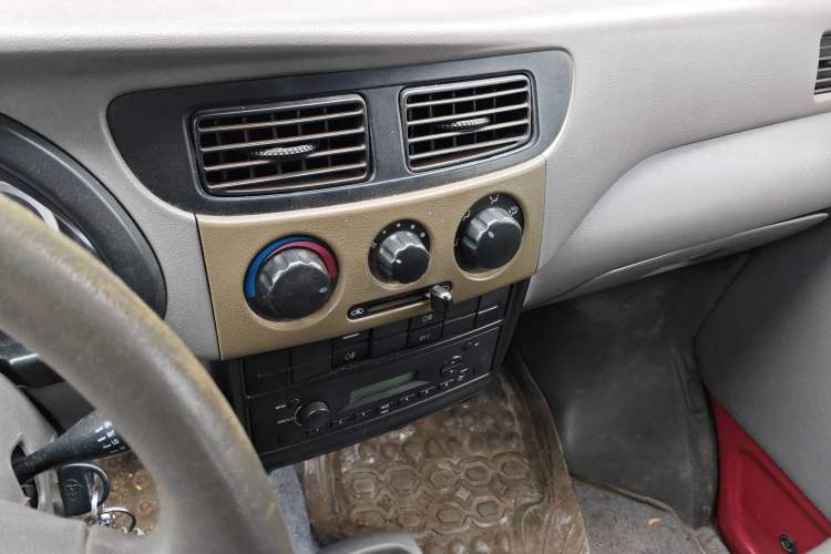 Used CHANGAN KAICHENG Star 3 2015 1.0L Value Edition Non-Air-Conditioned C10 Audio And AC Panel