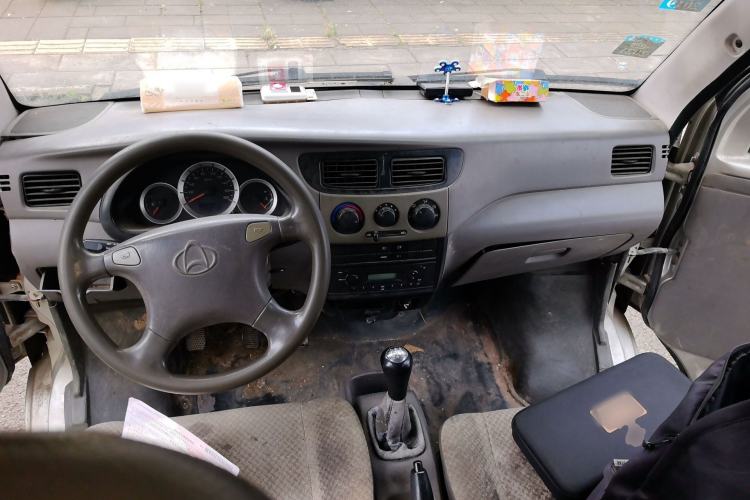 Used CHANGAN KAICHENG Star 3 2015 1.0L Value Edition Non-Air-Conditioned C10 Center Console