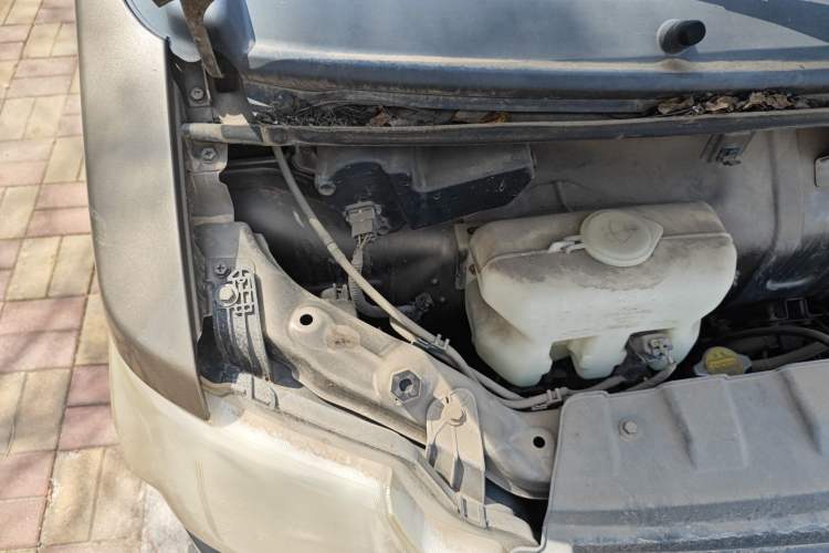 Used CHANGAN KAICHENG Star 3 2015 1.2L Base Model Non-Air-Conditioned EA12V Engine Bay Right