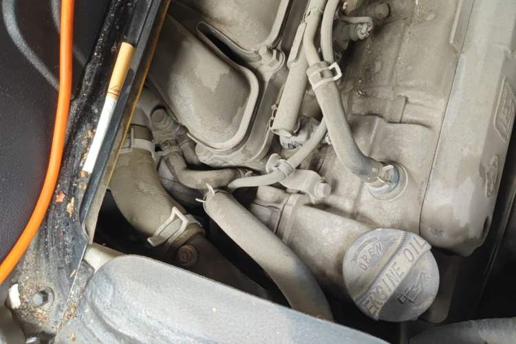 Used CHANGAN KAICHENG Star 3 2015 1.2L Standard Version Non-Air-Conditioned EA12V Engine Bay Right