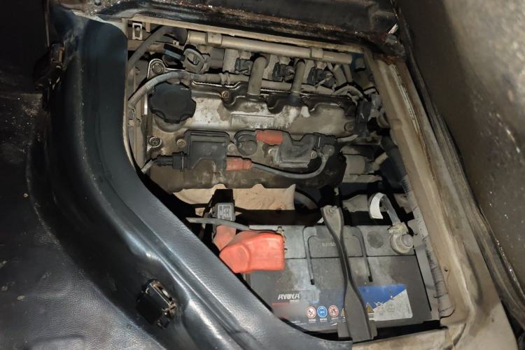 Used CHANGAN KAICHENG Star 3 2015 1.0L Value Edition Non-Air-Conditioned C10 Engine Bay Right