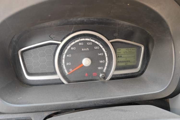 Used CHANGAN KAICHENG Star 3 2015 1.2L Base Model Non-Air-Conditioned EA12V Odometer Close Up