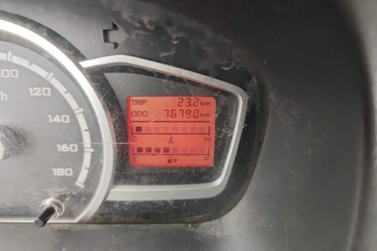 Used CHANGAN KAICHENG Star 3 2015 1.2L Standard Version Non-Air-Conditioned EA12V Odometer Close Up