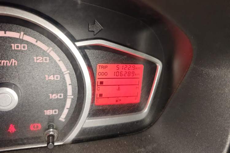 Used CHANGAN KAICHENG Star 3 2015 1.0L Value Edition Non-Air-Conditioned C10 Odometer Close Up