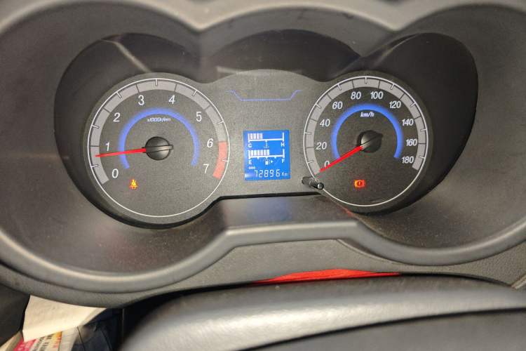 Used CHANGAN KAICHENG Star 3 2015 1.2L Standard Version Non-Air-Conditioned EA12V Odometer Close Up