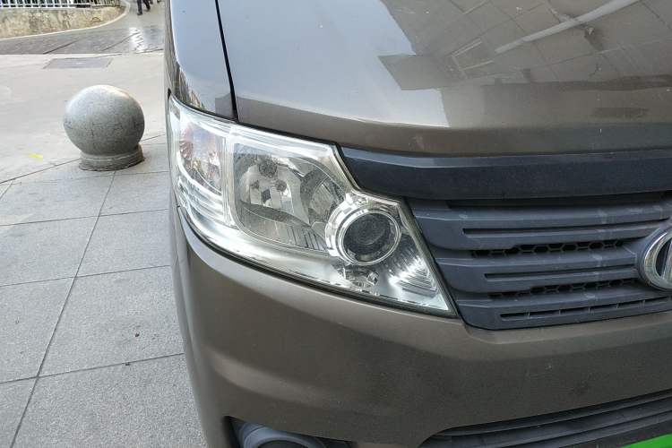 Used CHANGAN KAICHENG Star 3 2015 1.0L Value Edition Non-Air-Conditioned C10 Right Front Headlight