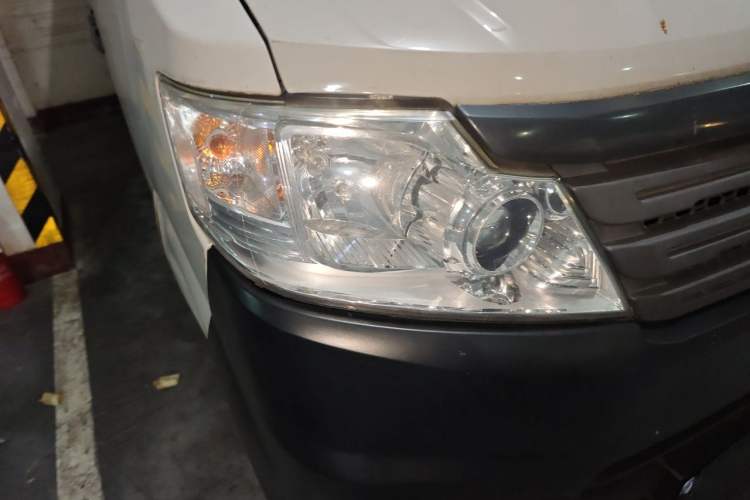 Used CHANGAN KAICHENG Star 3 2015 1.0L Value Edition Non-Air-Conditioned C10 Right Front Headlight
