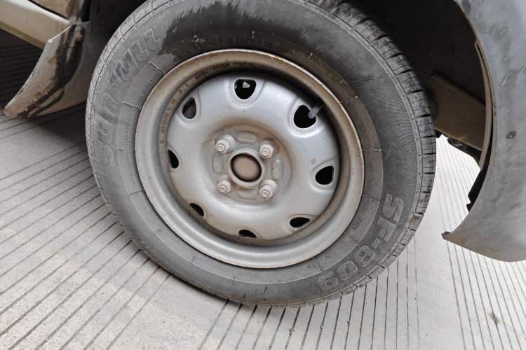 Used CHANGAN KAICHENG Star 3 2015 1.2L Base Model Non-Air-Conditioned EA12V Right Front Wheel Hub