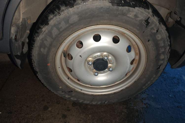 Used CHANGAN KAICHENG Star 3 2015 1.2L Standard Version Non-Air-Conditioned EA12V Right Front Wheel Hub