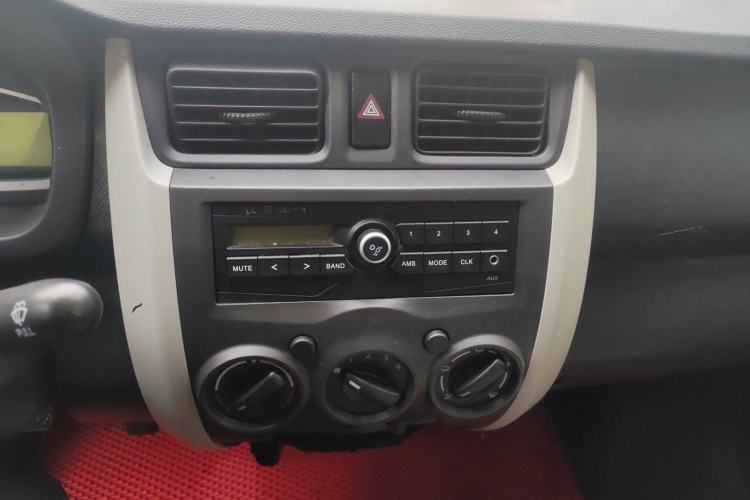 Used CHANGAN KAICHENG Star 3 2015 1.2L Base Model Non-Air-Conditioned EA12V Interior 4