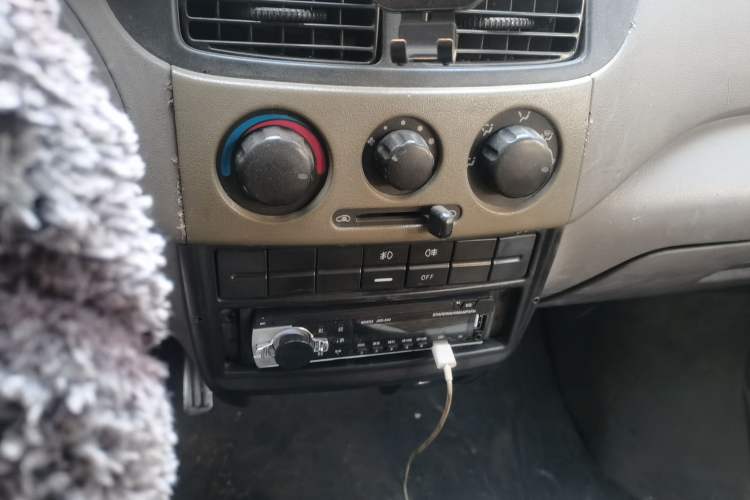 Used CHANGAN KAICHENG Star 3 2015 1.0L Value Edition Non-Air-Conditioned C10 Audio And AC Panel