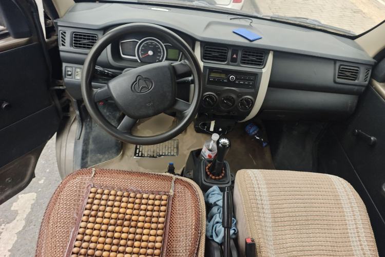 Used CHANGAN KAICHENG Star 3 2015 1.2L Base Model Non-Air-Conditioned EA12V Center Console