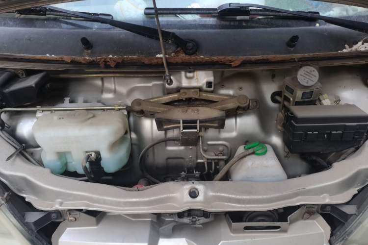 Used CHANGAN KAICHENG Star 3 2015 1.0L Value Edition Non-Air-Conditioned C10 Engine Bay