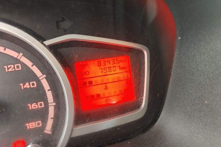Used CHANGAN KAICHENG Star 3 2015 1.2L Base Model Non-Air-Conditioned EA12V Odometer Close Up