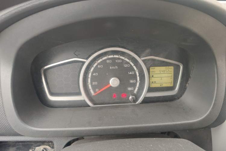Used CHANGAN KAICHENG Star 3 2015 1.2L Base Model Non-Air-Conditioned EA12V Odometer Close Up