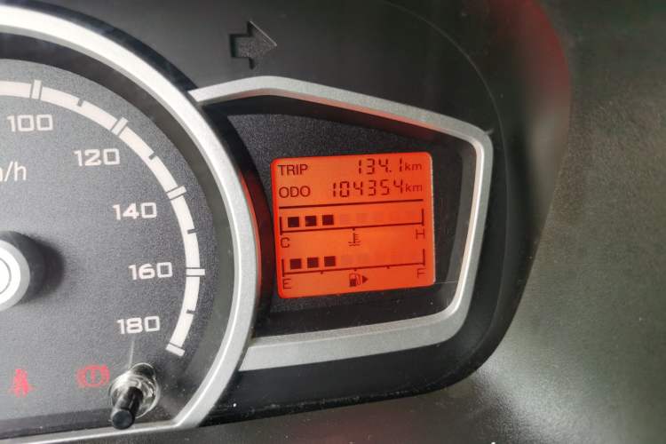 Used CHANGAN KAICHENG Star 3 2015 1.2L Base Model Non-Air-Conditioned EA12V Odometer Close Up