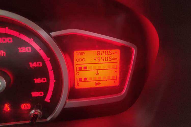 Used CHANGAN KAICHENG Star 3 2015 1.2L Base Model Non-Air-Conditioned EA12V Odometer Close Up