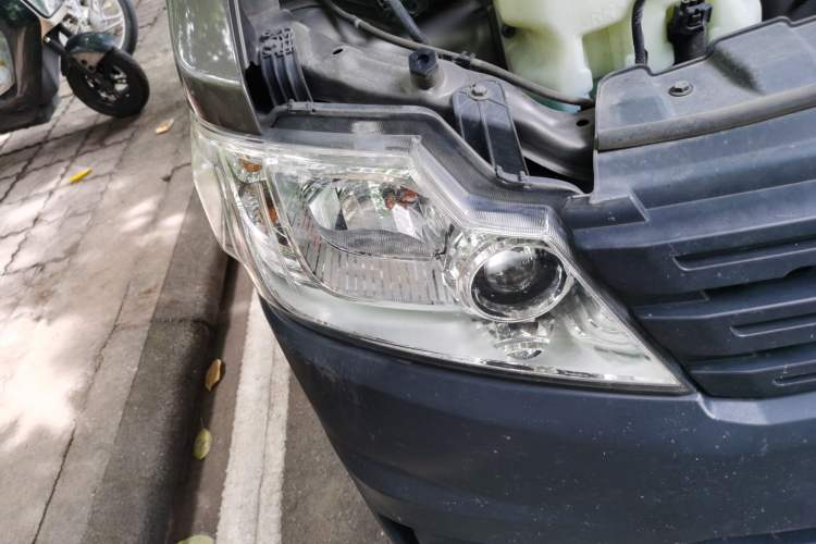 Used CHANGAN KAICHENG Star 3 2015 1.2L Base Model Non-Air-Conditioned EA12V Right Front Headlight