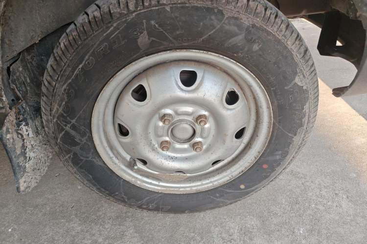 Used CHANGAN KAICHENG Star 3 2015 1.2L Base Model Non-Air-Conditioned EA12V Right Front Wheel Hub