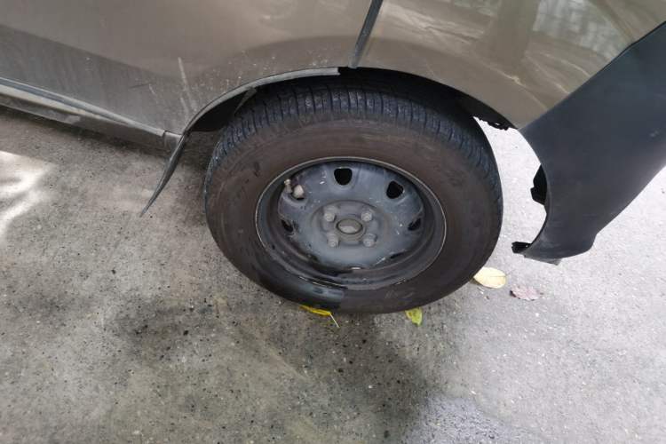 Used CHANGAN KAICHENG Star 3 2015 1.2L Base Model Non-Air-Conditioned EA12V Right Front Wheel Hub