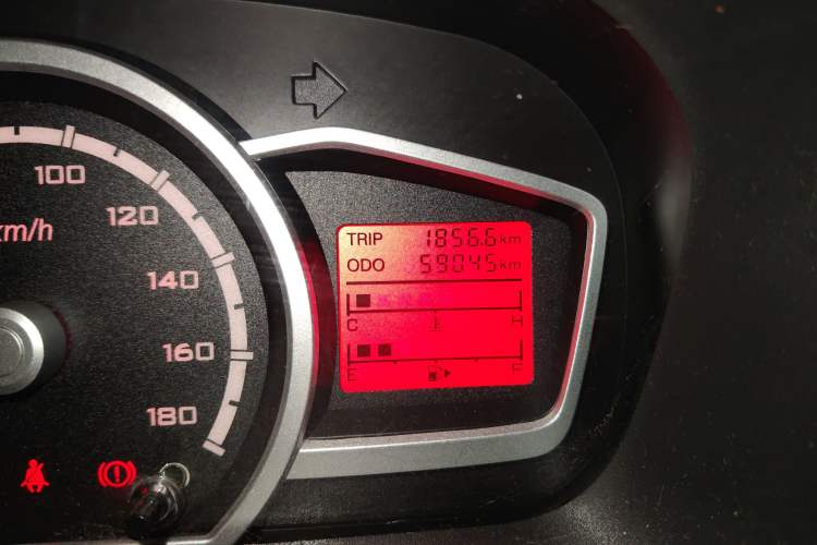 Used CHANGAN KAICHENG Star 3 2015 1.2L Base Model Non-Air-Conditioned EA12V Odometer Close Up