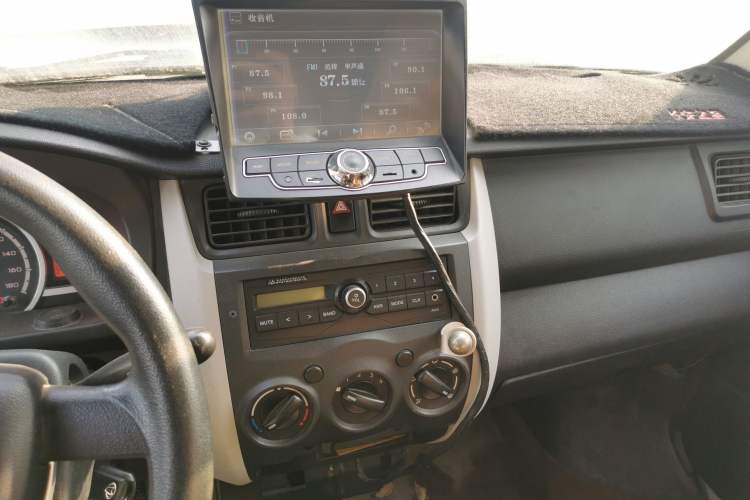Used CHANGAN KAICHENG Star 3 2015 1.0L Value Edition Non-Air-Conditioned C10 Audio And AC Panel