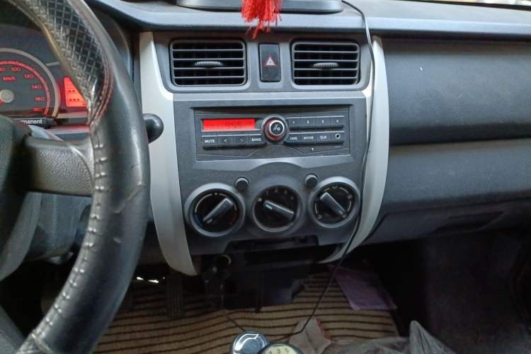 Used CHANGAN KAICHENG Star 3 2015 1.0L Value Edition Non-Air-Conditioned C10 Audio And AC Panel