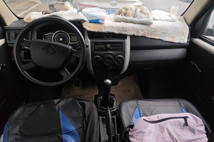 Used CHANGAN KAICHENG Star 3 2015 1.0L Value Edition Non-Air-Conditioned C10 Center Console