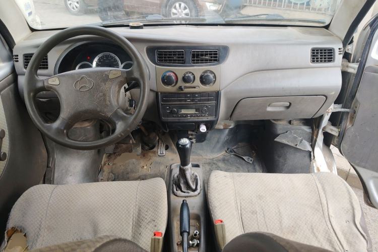 Used CHANGAN KAICHENG Star 3 2015 1.0L Value Edition Non-Air-Conditioned C10 Center Console