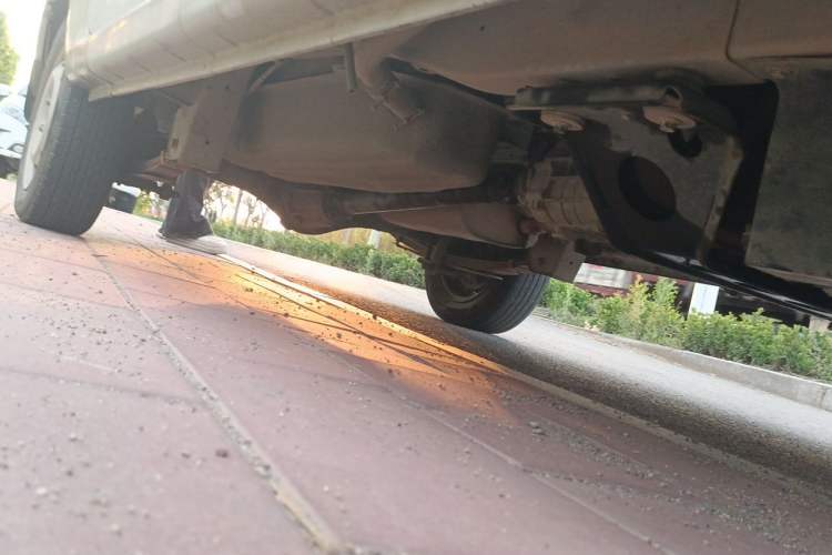 Used CHANGAN KAICHENG Star 3 2015 1.2L Standard Version Non-Air-Conditioned EA12V Chassis Front Right