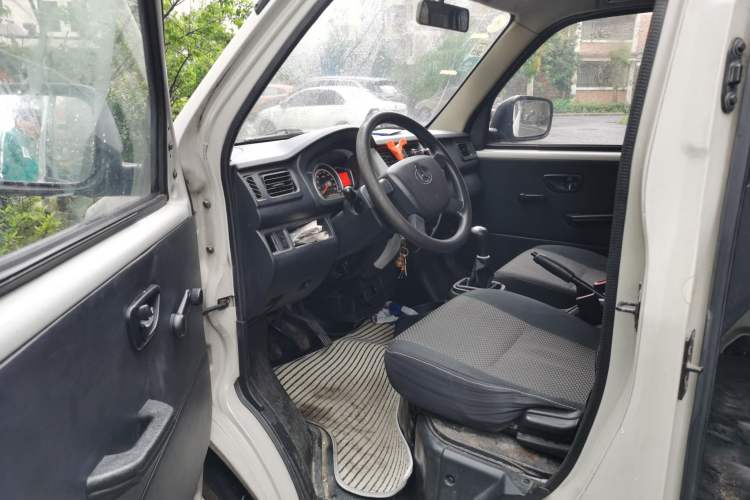 Used CHANGAN KAICHENG Star 3 2015 1.0L Base Version with Air Conditioning C10 Driver Seat