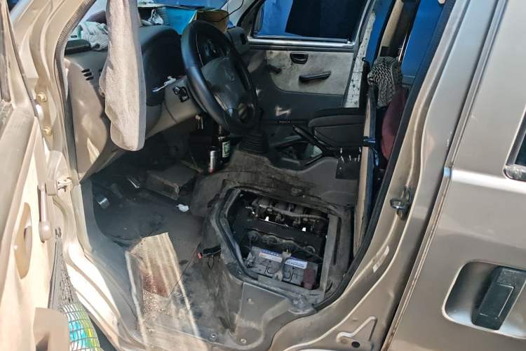 Used CHANGAN KAICHENG Star 3 2015 1.2L Base Model Air-Conditioned EA12V Driver Seat
