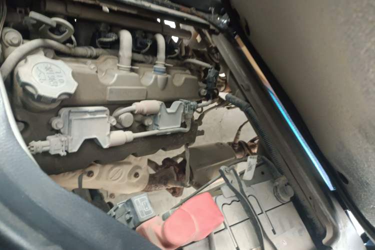 Used CHANGAN KAICHENG Star 3 2015 1.0L Value Edition Non-Air-Conditioned C10 Engine Bay