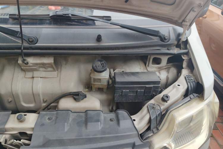 Used CHANGAN KAICHENG Star 3 2015 1.2L Base Model Non-Air-Conditioned EA12V Engine Bay Left