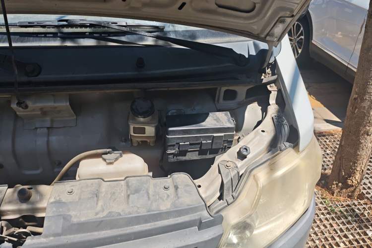 Used CHANGAN KAICHENG Star 3 2015 1.2L Base Model Non-Air-Conditioned EA12V Engine Bay Left