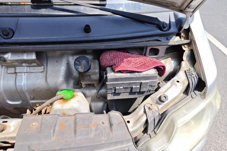 Used CHANGAN KAICHENG Star 3 2015 1.0L Base Model Non-Air-Conditioned C10 Engine Bay Left