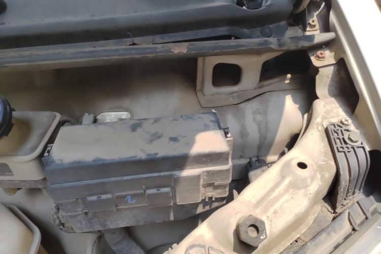 Used CHANGAN KAICHENG Star 3 2015 1.0L Base Model Non-Air-Conditioned C10 Engine Bay Left