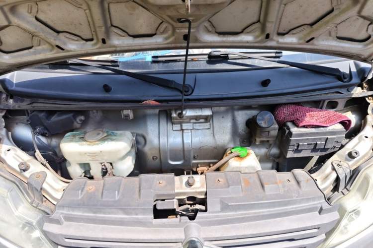Used CHANGAN KAICHENG Star 3 2015 1.0L Base Model Non-Air-Conditioned C10 Engine Bay