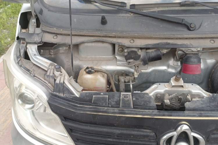 Used CHANGAN KAICHENG Star 3 2015 1.2L Standard Version Non-Air-Conditioned EA12V Engine Bay Right