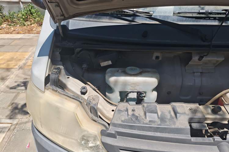 Used CHANGAN KAICHENG Star 3 2015 1.2L Base Model Non-Air-Conditioned EA12V Engine Bay Right