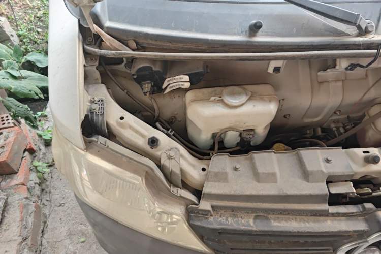 Used CHANGAN KAICHENG Star 3 2015 1.2L Base Model Non-Air-Conditioned EA12V Engine Bay Right