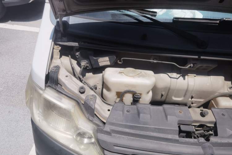 Used CHANGAN KAICHENG Star 3 2015 1.2L Base Model Non-Air-Conditioned EA12V Engine Bay Right