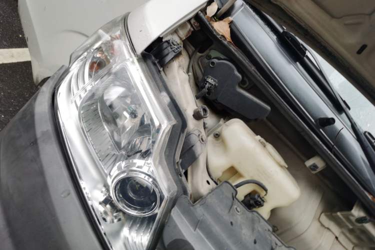 Used CHANGAN KAICHENG Star 3 2015 1.0L Base Version with Air Conditioning C10 Engine Bay Right