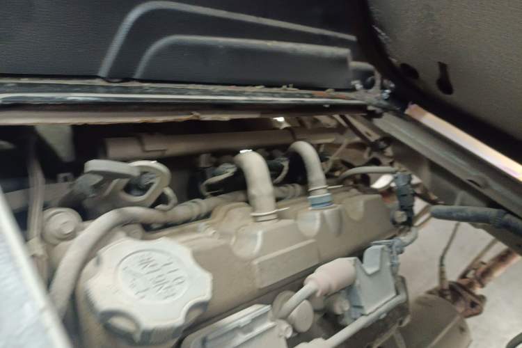 Used CHANGAN KAICHENG Star 3 2015 1.0L Value Edition Non-Air-Conditioned C10 Engine Bay Right
