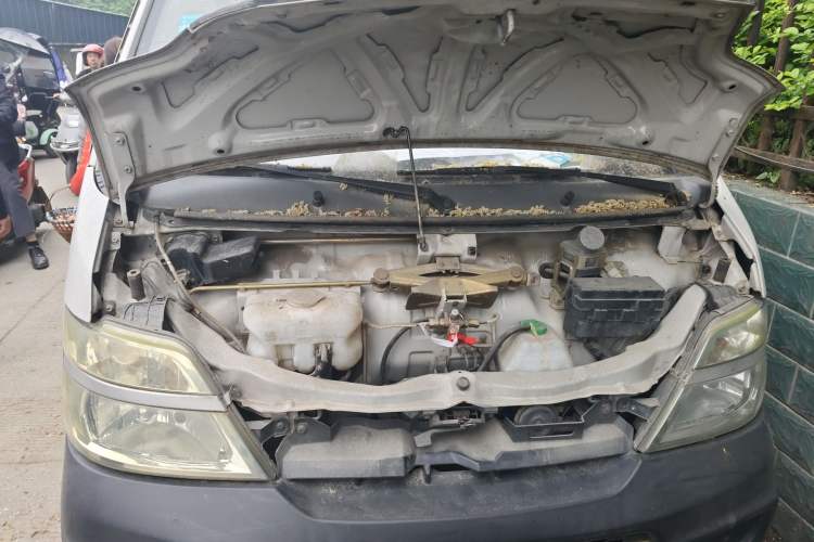 Used CHANGAN KAICHENG Star 3 2015 1.0L Value Edition Non-Air-Conditioned C10 Engine Bay